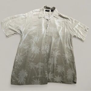 Button down short sleeve, palm tree print, summer/beach wear.
